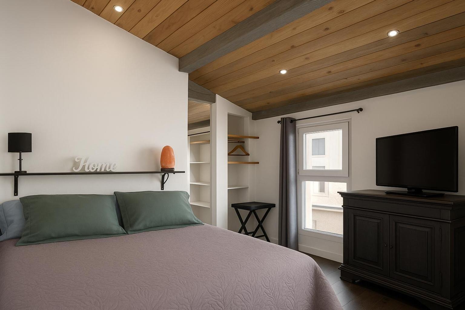 Insolite Studio -La Tour Des Templiers- Montfrin 外观 照片